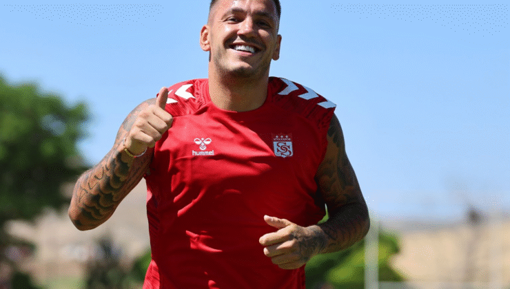 Sivasspor’un Golcüsü Rey Manaj Al Sharjah’a Transfer Oldu